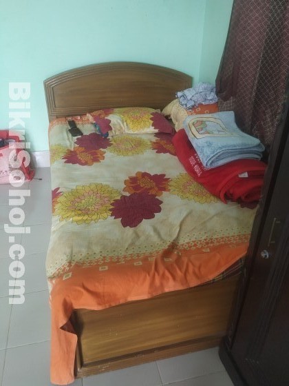 Shegun wood semi double bed for sell